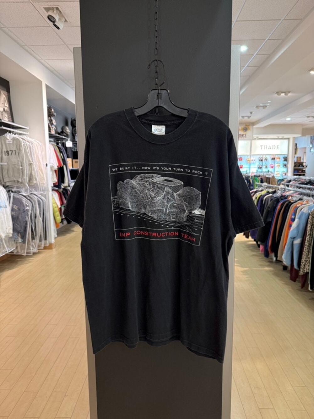 Y2K Seattle MoPop EMP SAM Museum Construction Team Vintage Tee Shirt
